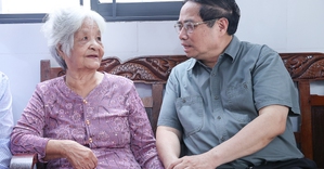 Thủ tướng tưởng niệm, tri ân các anh hùng liệt sĩ, người có công tại tỉnh An Giang