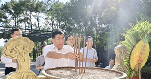 Phó Thủ tướng Nguyễn Chí Dũng tri ân các anh hùng liệt sĩ