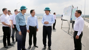 Đo&#224;n c&#244;ng t&#225;c VPCP khảo s&#225;t, nắm bắt c&#225;c vướng mắc, &#39;n&#250;t thắt&#39; tại Ninh B&#236;nh