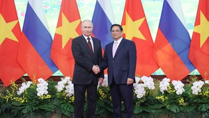 Một số h&#236;nh ảnh Thủ tướng Phạm Minh Ch&#237;nh v&#224; Tổng thống Putin tại Văn ph&#242;ng Ch&#237;nh phủ