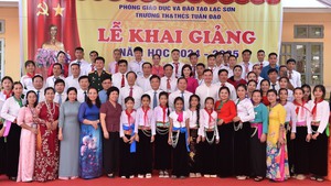 Ch&#250; trọng học lịch sử, văn h&#243;a của qu&#234; hương, đất nước