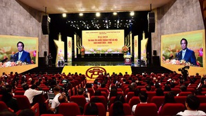Thi đua khen thưởng l&#224; sức mạnh nội sinh trong ph&#225;t triển kinh tế - x&#227; hội