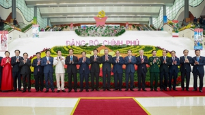 Đảng bộ Ch&#237;nh phủ quyết t&#226;m ti&#234;n phong triển khai Nghị quyết Đại hội XIV
