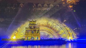 H&#224; Nội – Khi di sản cất lời bằng &#225;nh s&#225;ng