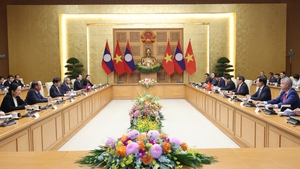 Thủ tướng Phạm Minh Ch&#237;nh tiếp Tổng B&#237; thư, Chủ tịch nước L&#224;o