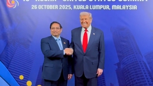 Thủ tướng Phạm Minh Ch&#237;nh gặp Tổng thống Hoa Kỳ