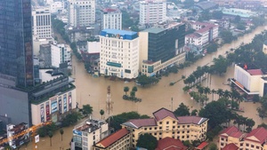 Thủ tướng quyết định hỗ trợ khẩn cấp 350 tỷ đồng cho TP Huế, Quảng Trị, Quảng Ngãi khắc phục thiệt hại mưa lũ