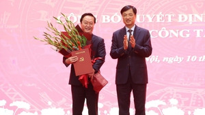 &#212;ng Nguyễn Đức Trung giữ chức Ph&#243; b&#237; thư Th&#224;nh ủy H&#224; Nội 