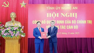 &#212;ng Nguyễn Khắc Thận giữ chức B&#237; thư Tỉnh uỷ Nghệ An