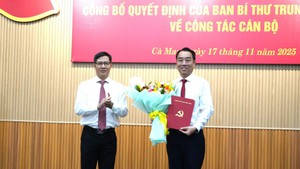 Đồng ch&#237; Lữ Quang Ngời giữ chức Ph&#243; B&#237; thư Tỉnh ủy C&#224; Mau
