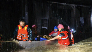 Gia Lai, Đắk Lắk mưa cực đại, hàng nghìn hộ dân phải di dời khẩn cấp