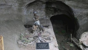 Tu bổ, phục hồi Di t&#237;ch Hang x&#243;m Trại v&#224; M&#225;i đ&#225; l&#224;ng V&#224;nh, tỉnh Ph&#250; Thọ