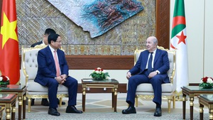 Tổng Thống Algeria: Tình cảm với Việt Nam luôn sâu đậm trong trái tim
