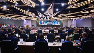 Đảm bảo chuỗi cung ứng kho&#225;ng sản chiến lược bền vững