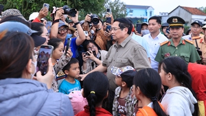 Mở &quot;chiến dịch Quang Trung&quot; về x&#226;y dựng, sửa chữa nh&#224; cho người d&#226;n v&#249;ng lũ