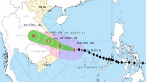 Bão Kalmaegi: Có thể đạt cấp 13, giật cấp 16 khi đổ bộ