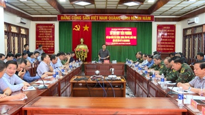  Khẩn trương khắc phục thiệt hại do b&#227;o số 13