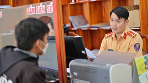 Đăng ký lại xe khi thay đổi địa chỉ, trụ sở