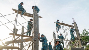 Trung đoàn 910 thần tốc triển khai 'Chiến dịch Quang Trung' vì nhân dân vùng lũ