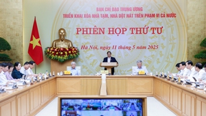 Dứt kho&#225;t kh&#244;ng để người d&#226;n n&#224;o phải ở trong nh&#224; tạm, nh&#224; dột n&#225;t