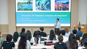 Từ giảng đường đến th&#224;nh c&#244;ng: H&#224;nh trang cho thế hệ mới