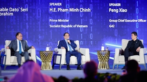 Th&#250;c đẩy ph&#225;t triển tr&#237; tuệ nh&#226;n tạo nhưng phải kiểm so&#225;t được