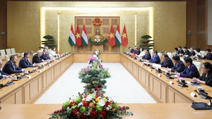 Việt Nam lu&#244;n l&#224; đối t&#225;c quan trọng h&#224;ng đầu của Hungary trong ASEAN