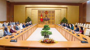 Ph&#243; Thủ tướng Hồ Đức Phớc tiếp c&#225;c nh&#224; L&#227;nh đạo trẻ UAE