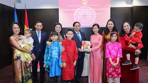 Đảng, Nh&#224; nước lu&#244;n tạo mọi điều kiện thuận lợi cho người Việt Nam ở nước ngo&#224;i