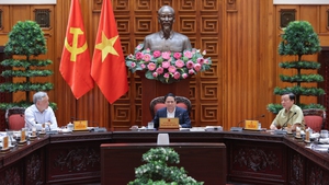 Sửa đổi luật theo theo hướng đẩy mạnh ph&#226;n cấp, ph&#226;n quyền đi đ&#244;i với ph&#226;n bổ nguồn lực