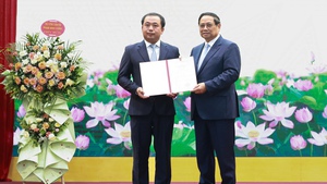 Thủ tướng giao quyền Bộ trưởng Bộ N&#244;ng nghiệp v&#224; M&#244;i trường