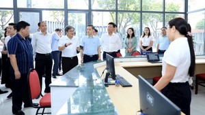 Từ cải c&#225;ch thể chế đến b&#224;n tiếp d&#226;n: Ch&#237;nh quyền hai cấp đi v&#224;o cuộc 