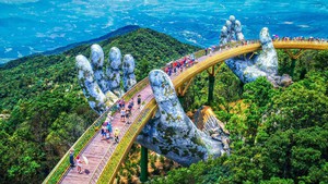 Ch&#236;a kh&#243;a ph&#225;t triển du lịch Việt Nam l&#224; li&#234;n kết v&#249;ng v&#224; định vị bản sắc 