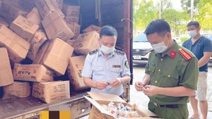 Xử l&#253; nghi&#234;m, l&#224;m r&#245; những sơ hở, lỗ hổng li&#234;n quan sữa giả, thực phẩm giả