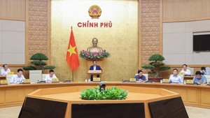 Ưu ti&#234;n giải quyết thủ tục h&#224;nh ch&#237;nh cho người d&#226;n, doanh nghiệp