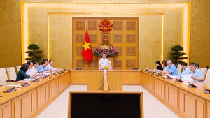 Quản l&#253;, điều h&#224;nh gi&#225; hợp l&#253; để th&#250;c đẩy tăng trưởng nhanh, bền vững