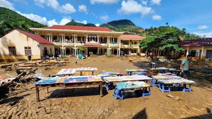 Bảo đảm điều kiện học tập cho học sinh trước năm học mới.