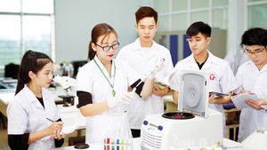 Tự chủ đại học: C&#243; dữ liệu, c&#243; c&#244;ng nghệ, c&#243; luật v&#224; phải c&#243; tr&#225;ch nhiệm