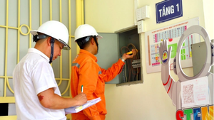 Cần c&#243; c&#225;ch quản trị mới, cảnh b&#225;o sớm cho người d&#226;n khi điện tăng cao bất thường