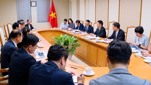Triển khai dự &#225;n đường sắt phải đồng bộ từ kh&#226;u thiết kế, đến sản xuất, vận h&#224;nh
