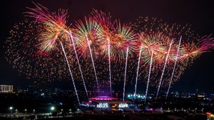 Chùm ảnh: Tổng duyệt bắn pháo hoa chào mừng Đại hội XIV của Đảng