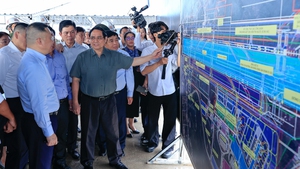 Đẩy nhanh tiến độ các dự án hạ tầng phục vụ APEC 2027