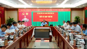 Thi hành kỷ luật Chi bộ Cục Xuất bản, In và Phát hành