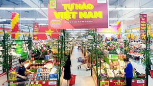 Thay đổi phương thức kích cầu, mở rộng không gian tiêu dùng