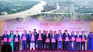 Khơi thông nguồn lực tài chính cho Đông Nam Bộ