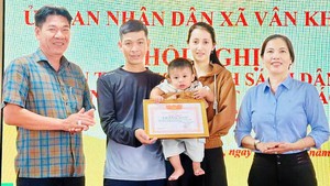 Đề xuất chính sách khen thưởng trong công tác dân số