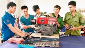 Đề xuất hỗ trợ đào tạo nghề cho lao động nông thôn và thanh niên