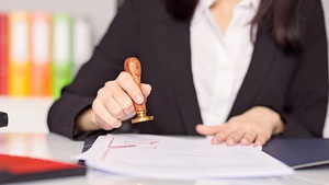 Xử lý khó khăn, vướng mắc trong xây dựng, quản lý Cơ sở dữ liệu công chứng