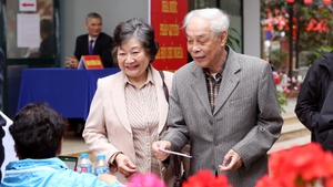 Chùm ảnh: Nhân dân Thủ đô hân hoan thực hiện quyền, nghĩa vụ trong ngày bầu cử