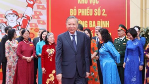 Chùm ảnh: Các đồng chí lãnh đạo Đảng, Nhà nước thực hiện quyền cử tri